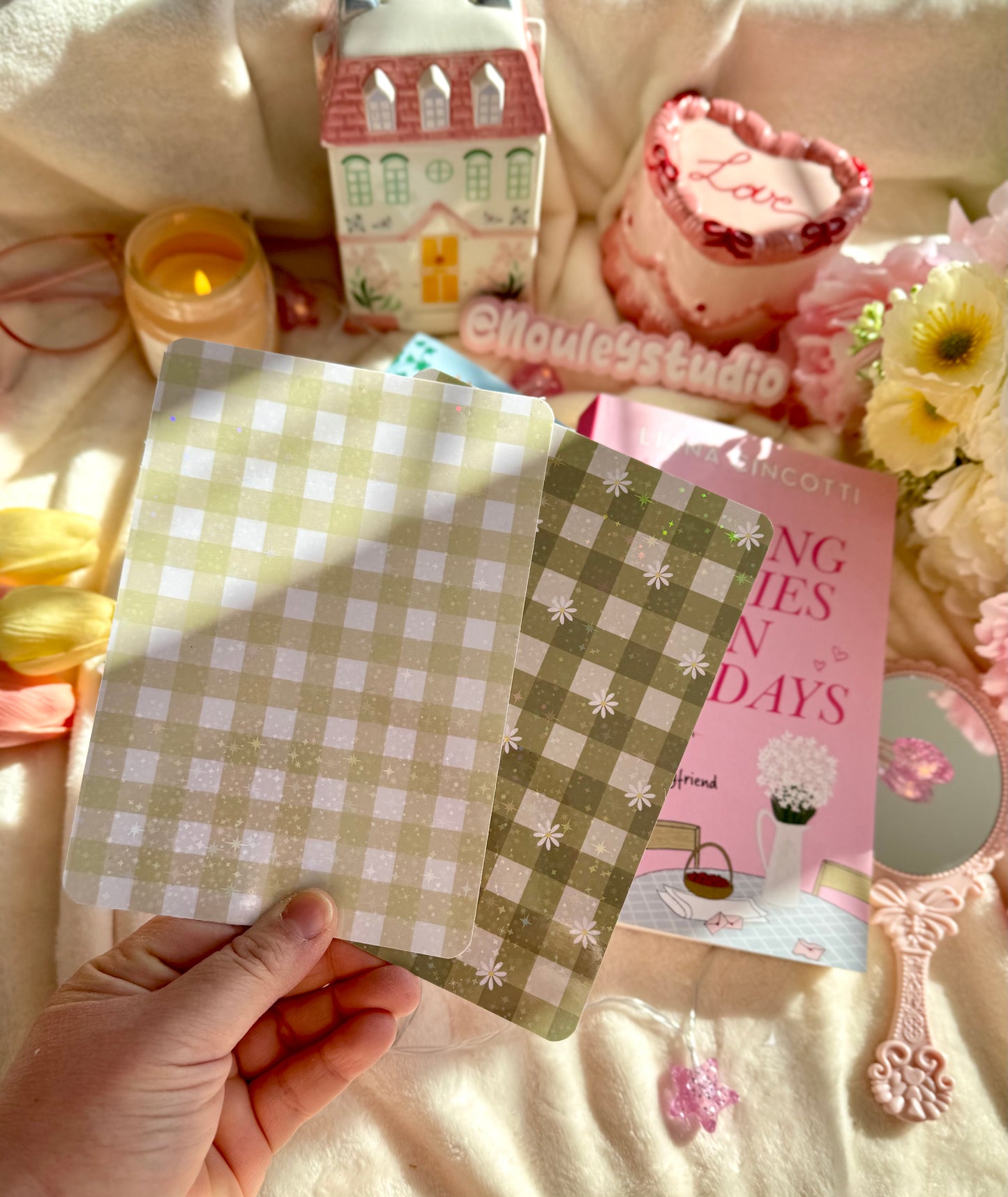 E-reader
insert | Daisy Green mix