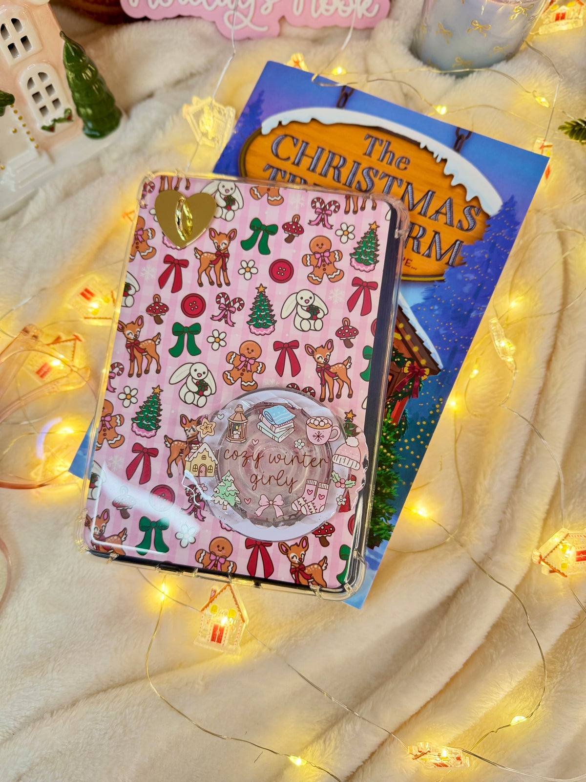 Bookish Grips | Winter cozy girl