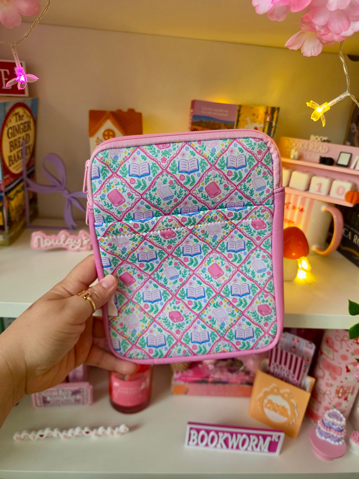 E-reader & Book Sleeve | Bookish Garden